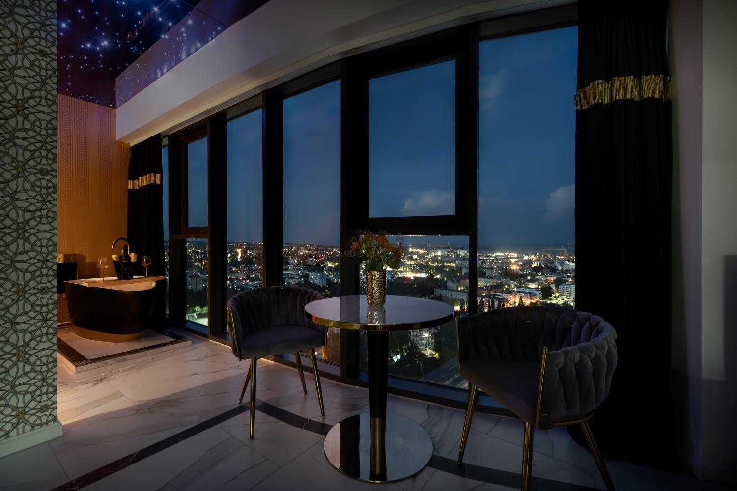 Hotel Hanza Tower 5 Stars Szczecin Exterior photo